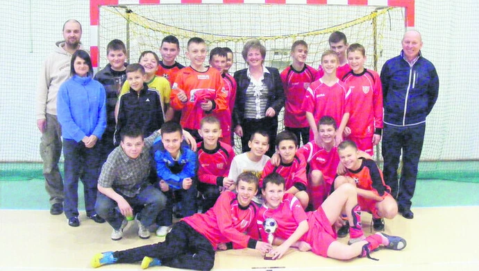 Młodzi grali o puchar burmistrza Wolborza