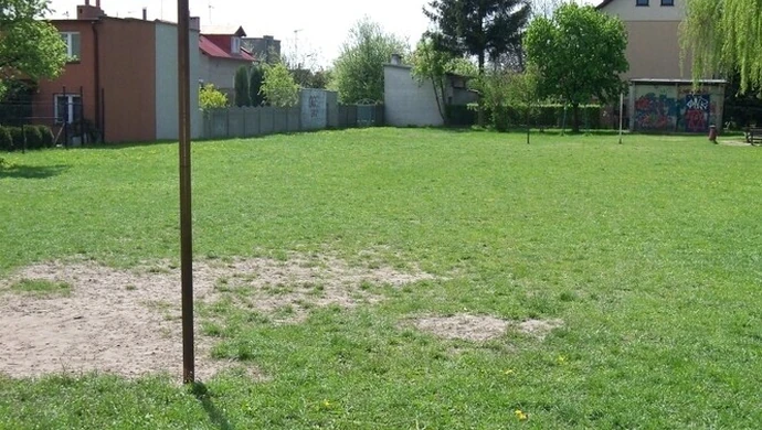W końcu zajmą się boiskiem na os. Sadowa