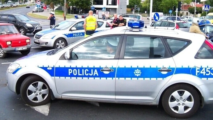 Więcej policjantów w terenie – będzie bezpieczniej