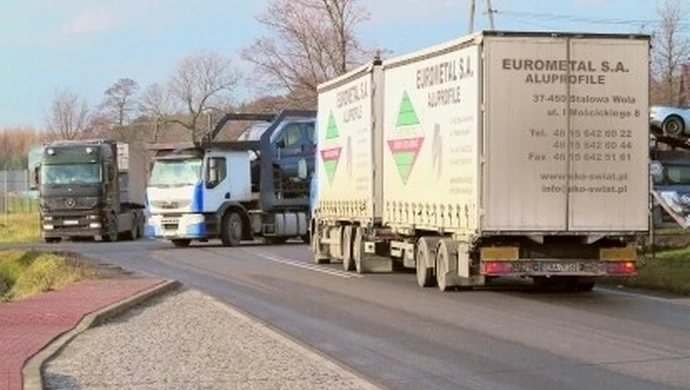 Kolejny etap walki o drogę