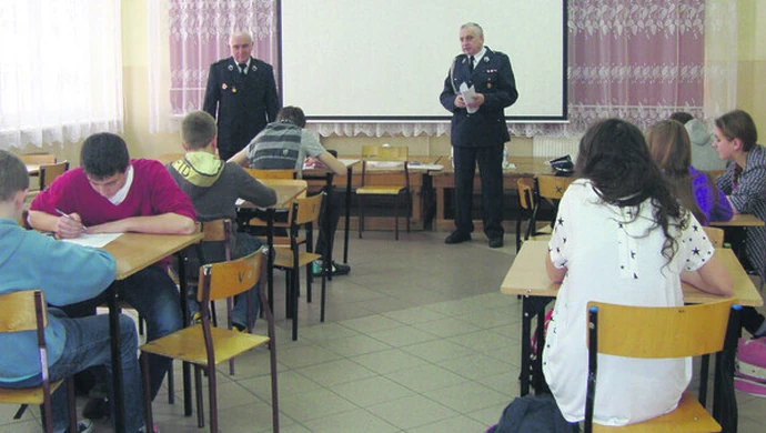 Młodzież zapobiega pożarom