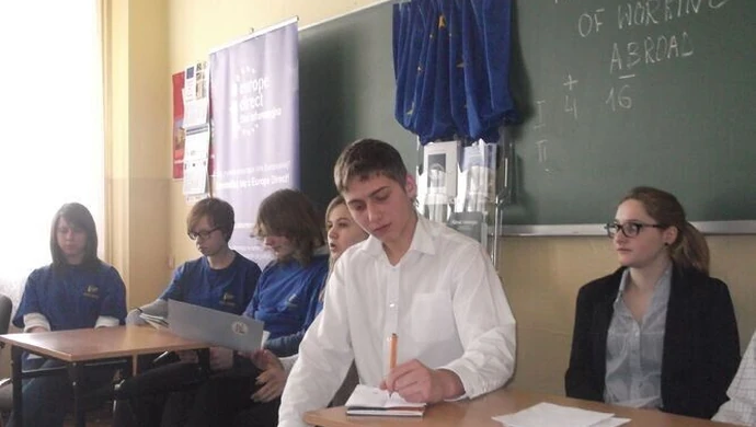 Debatowali o blaskach i cieniach pracy za granicą