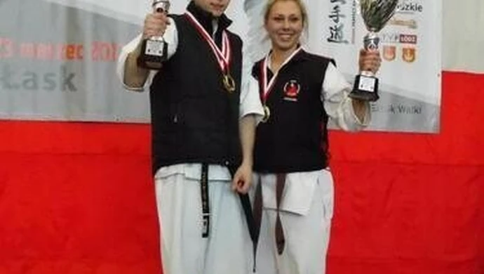 Pięć medali piotrkowskich karateków