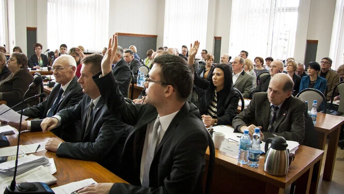 Piotrków: Stawka za śmieci uchwalona