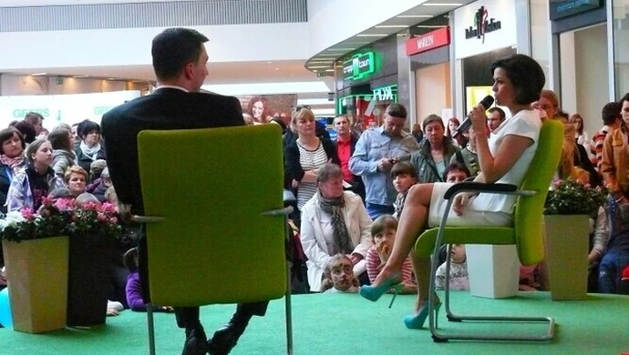 Spotkanie z Katarzyną Cichopek w galerii Olimpia