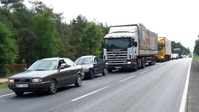 Piotrków: Cała droga do łatania