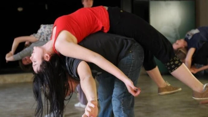 Międzynarodowo, teatralnie i tanecznie w MCK