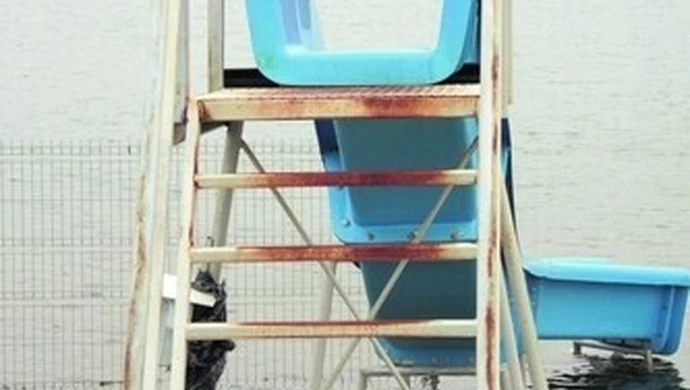 Nowa zjeżdżalnia już zniszczona?