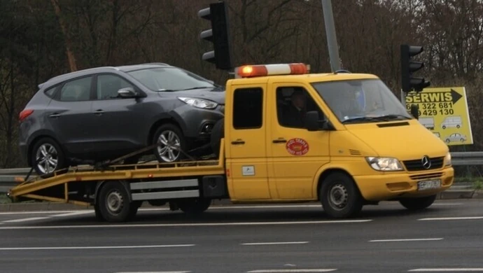 Kolizja na dwunastce, pożar na jedynce