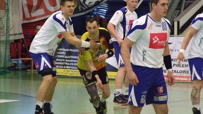 Pokaz radosnego szczypiorniaka