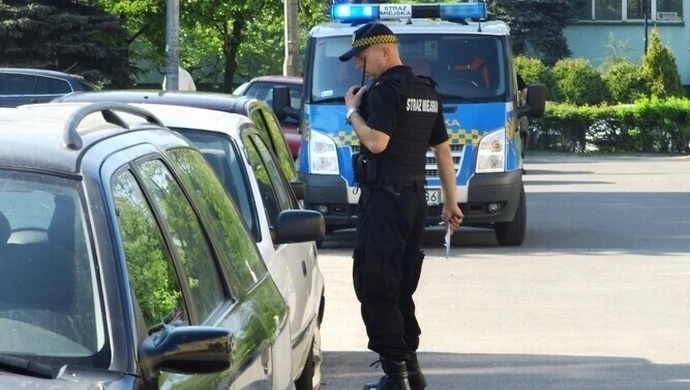 Lawina mandatów za parkowanie przy przychodni