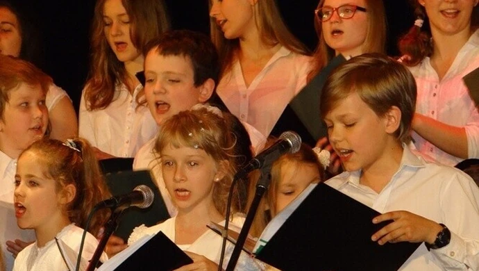 Chór Teatru Wielkiego w piotrkowskim MOK-u