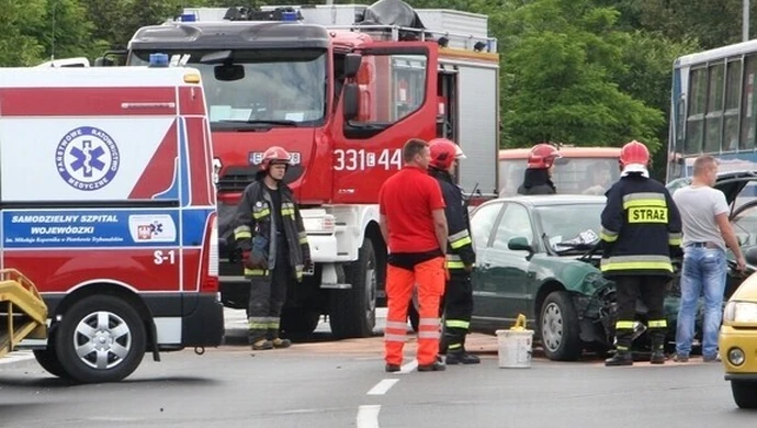 Kolizja na rondzie Sulejowskim