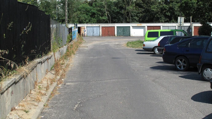 Będzie nowa nawierzchnia i nowy plac zabaw