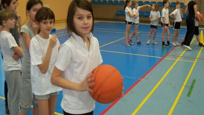 Kto i dlaczego nie ćwiczy na WF-ie?