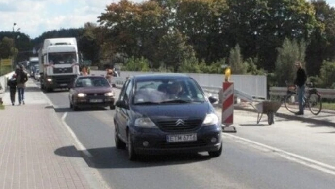 Koniec stania w korku na "dwunastce"