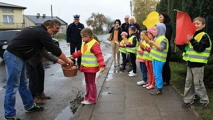 Uczniowie z Bujen pytali: mandat czy cytryna?