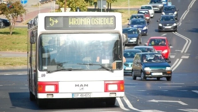 Komunikacja w okresie Wszystkich Świętych