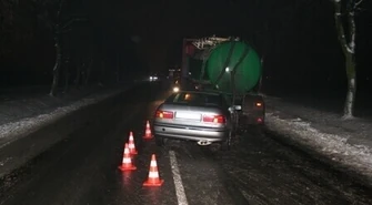 Było ślisko - 15 kolizji i jeden wypadek