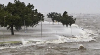 Kolejny front atmosferyczny. Będzie wiało, padało a miejscami nawet może zagrzmieć.