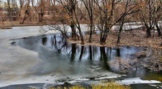 Chłodno i wilgotno. Pogoda wczesnowiosenna na dłużej. 