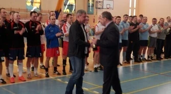 Mundurowi zmierzyli się na boisku