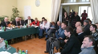 Sulejów: Urzędniczy ping-pong