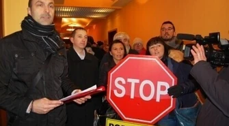 Stowarzyszenie Demokratyczne namawia do referendum