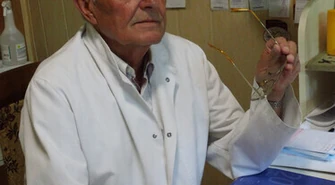 Podwyżki dla pielęgniarek, nie dla lekarzy