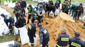 Opada woda na Pilicy i Luciąży