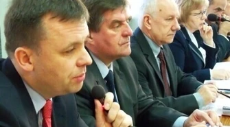 Ile zarabiają włodarze Piotrkowa?