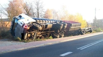 Droga Kącik &#8211; Mzurki nadal dewastowana przez tiry