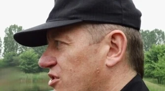 Zanieczyszczony ciek wodny &#8211; strażacy usuwają substancję