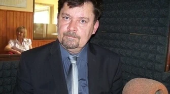 Ilu nauczycieli straci pracę?