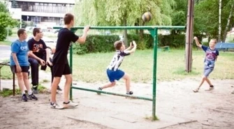 W Piotrkowie gra w piłkę zakazana