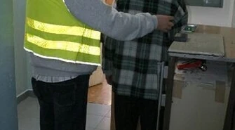 Ukradł metalowe słupki, został zatrzymany