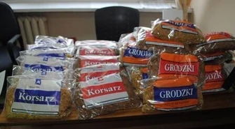 Handlował tytoniem przy Dmowskiego