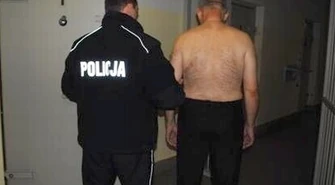 Ugodził matkę nożem. 90-latka nie żyje