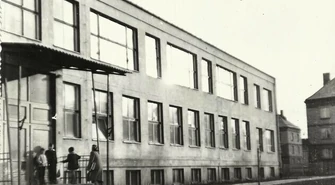 50 lat szkoły przy Broniewskiego w Piotrkowie