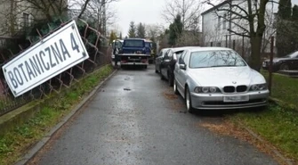 Są w mieście bezpańskie ulice