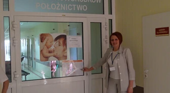 Kolejne puste miejsce przy stole...