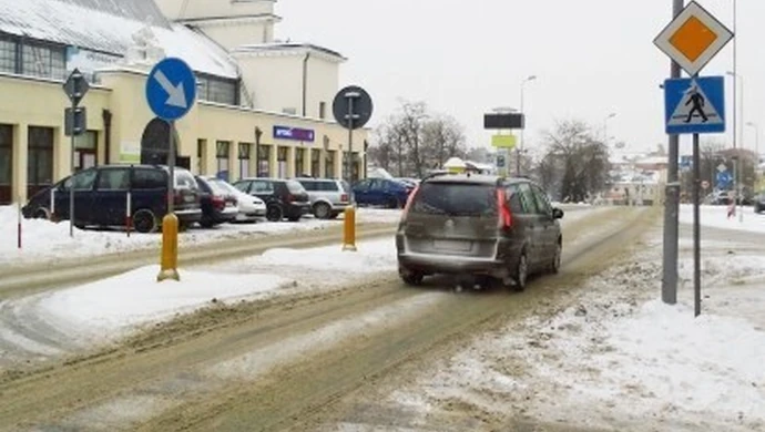 Narzekają na nieodśnieżone drogi