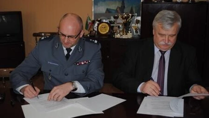 Prawie 20 tys. zł na dodatkowe patrole policji