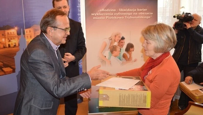 Kolejne darmowe komputery trafiły do mieszkańców