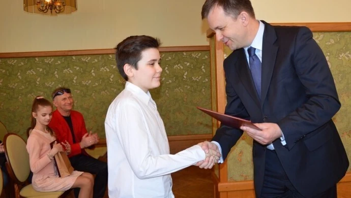 Stypendia dla dzieci artystycznie uzdolnionych