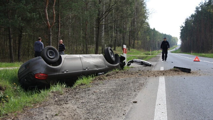 Wypadek policyjnego radiowozu