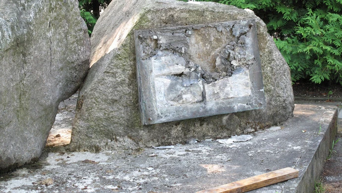 Będą nowe tablice na cmentarzu wojennym