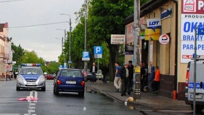 Pieszy potrącony przez samochód zmarł w szpitalu