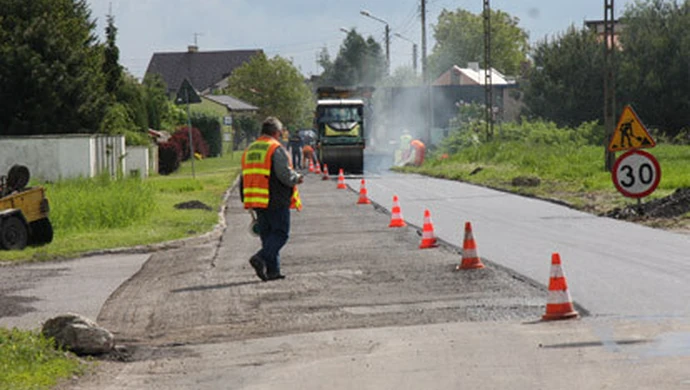 Remontują ulicę Świerczowską w Piotrkowie