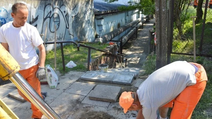 Nie do wiary! Wyremontowali schody na Czarnej Drodze